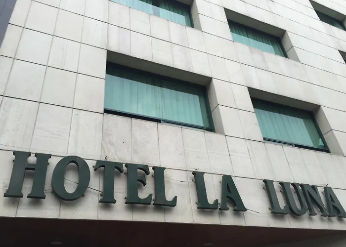 La Luna Hotel